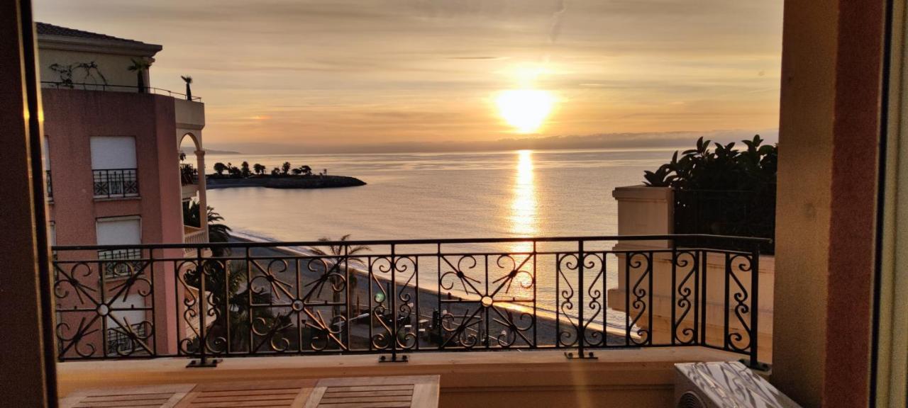 מנטון Exclusive Panoramic Sea View In Victoria Beach מראה חיצוני תמונה